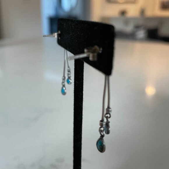 Vintage Dainty Sterling Silver (925) & Turquoise Dangle Earrings 1.5" drop Sz OS - Picture 5 of 10